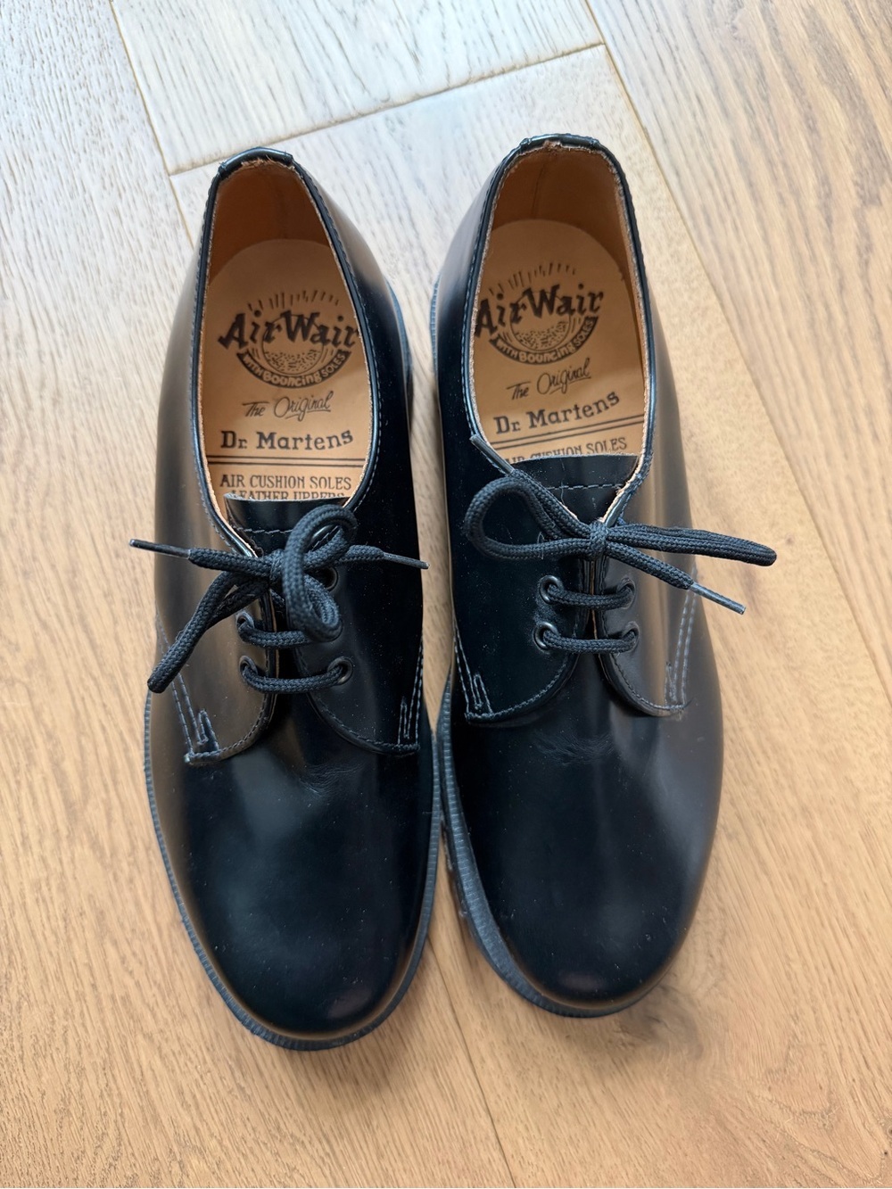 Unisex Doc Martens Air Wair - Black Leather - Made in England - UK Size 6 (EU39) - Picture 6 of 10